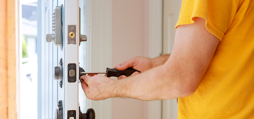 Eviction Locksmith For Key Fob Replacement Services in Palatine