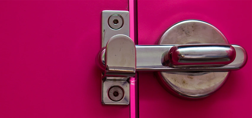 Childproof Gate Lock in Palatine